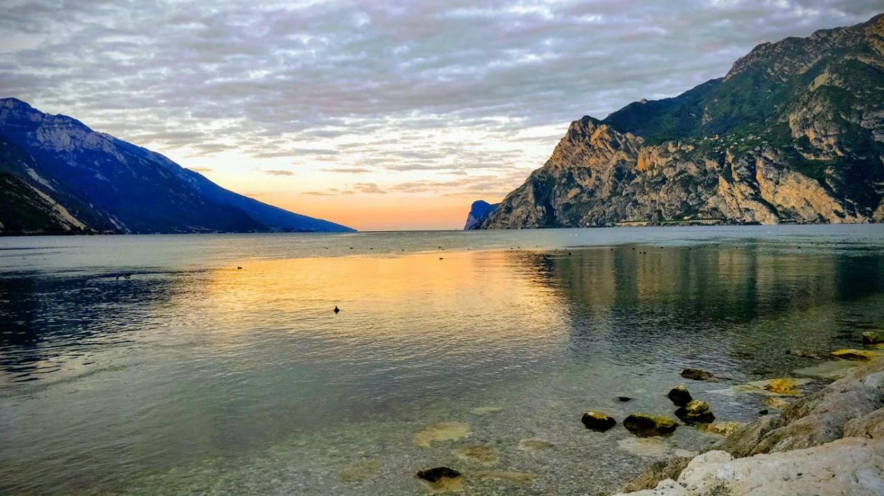 Appartamento Silvy Riva del Garda Kültér fotó